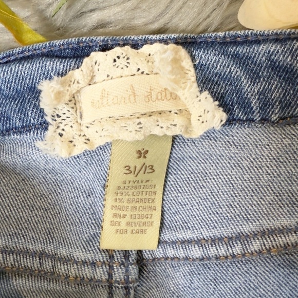 Altar’d State Galveston Women’s Medium Wash Flare Jeans Sz 31 - Picture 5 of 11